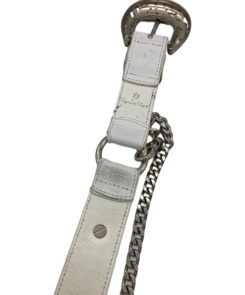 TORNADO MART（トルネードマート）TORNADO MART (トルネードマート) チェーン付き装飾バックルレザーベルト ホワイトの古着・服飾アイテム