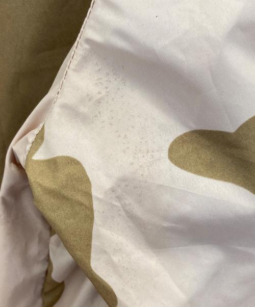 F.C.R.B.（エフシーレアルブリストル）F.C.R.B. (エフシーレアルブリストル) カモフラライトシェルパーカー ベージュ サイズ:Ｌの古着・服飾アイテム