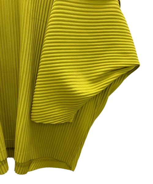 HOMME PLISSE ISSEY MIYAKE（オム プリッセ イッセイ ミヤケ）HOMME PLISSE ISSEY MIYAKE (オム プリッセ イッセイ ミヤケ) オーバーサイズドドルマンスリーブプリーツTシャツ イエロー サイズ:3の古着・服飾アイテム