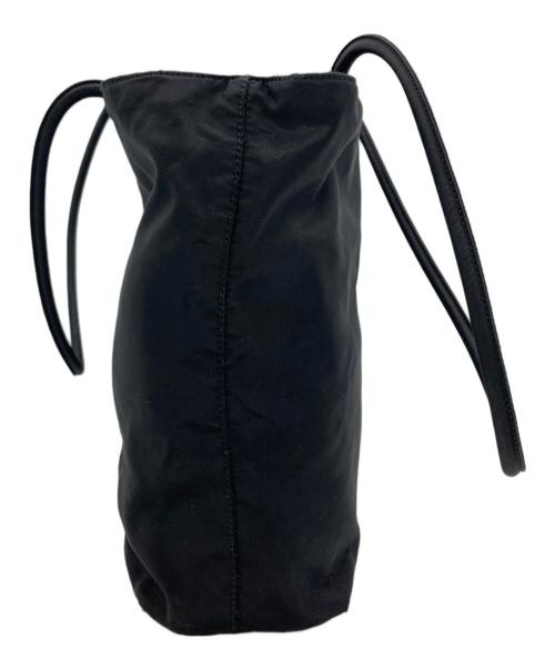 PRADA（プラダ）PRADA (プラダ) ナイロントートバッグ ブラックの古着・服飾アイテム