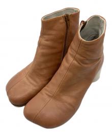 MM6 Maison Margiela（エムエムシックスメゾンマルジェラ）の古着「アナトミックアンクルブーツ」｜ベージュ