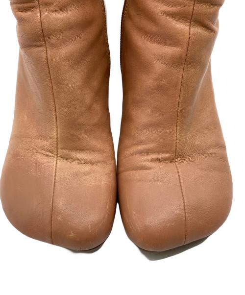 MM6 Maison Margiela（エムエムシックスメゾンマルジェラ）MM6 Maison Margiela (エムエムシックスメゾンマルジェラ) アナトミックアンクルブーツ ベージュ サイズ:35の古着・服飾アイテム