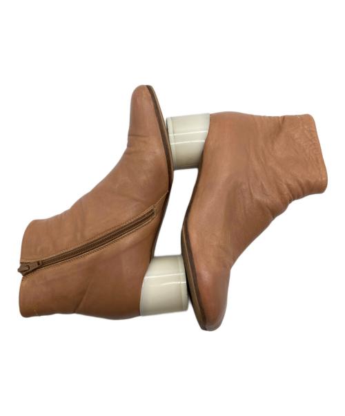 MM6 Maison Margiela（エムエムシックスメゾンマルジェラ）MM6 Maison Margiela (エムエムシックスメゾンマルジェラ) アナトミックアンクルブーツ ベージュ サイズ:35の古着・服飾アイテム