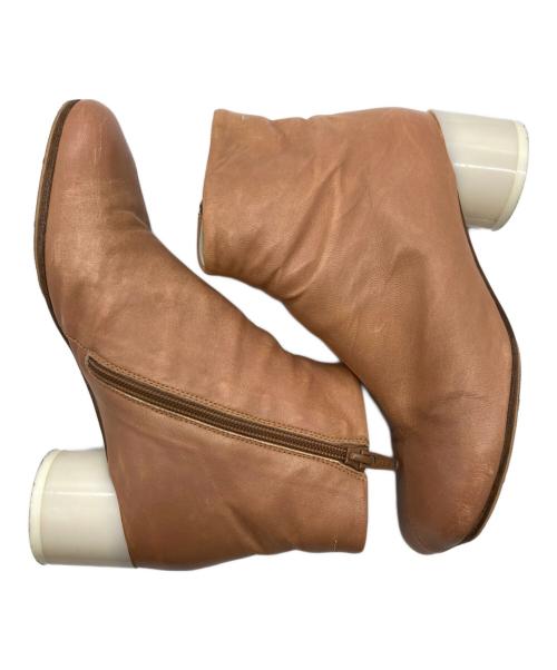 MM6 Maison Margiela（エムエムシックスメゾンマルジェラ）MM6 Maison Margiela (エムエムシックスメゾンマルジェラ) アナトミックアンクルブーツ ベージュ サイズ:35の古着・服飾アイテム