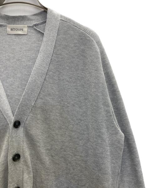 BETOUPE（ベトゥープ）BETOUPE (ベトゥープ) Vネックカーディガン グレー サイズ:SIZE　FREEの古着・服飾アイテム