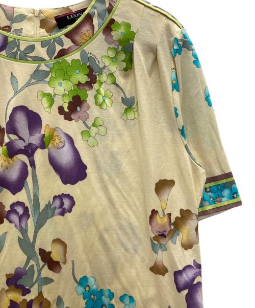 LEONARD（レオナール）LEONARD (レオナール) フラワープリントS/Sカットソー ベージュ サイズ:Ⅿの古着・服飾アイテム