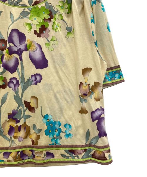 LEONARD（レオナール）LEONARD (レオナール) フラワープリントS/Sカットソー ベージュ サイズ:Ⅿの古着・服飾アイテム