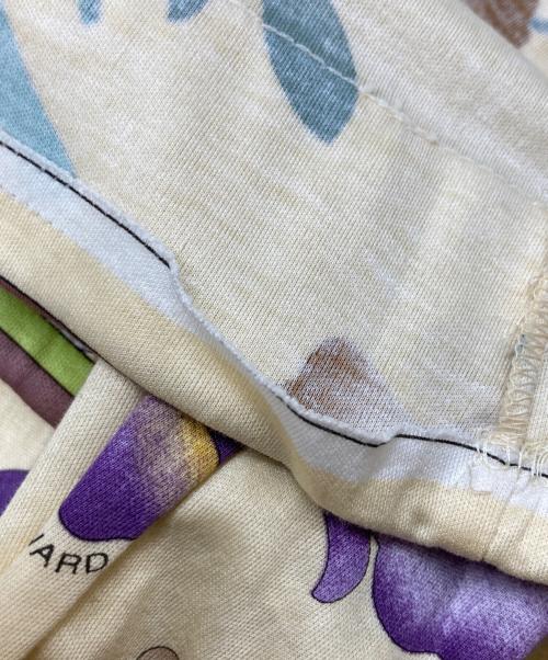 LEONARD（レオナール）LEONARD (レオナール) フラワープリントS/Sカットソー ベージュ サイズ:Ⅿの古着・服飾アイテム