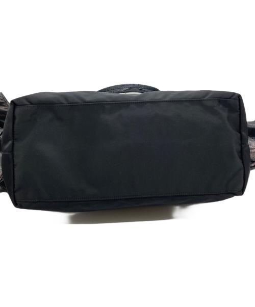 PRADA（プラダ）PRADA (プラダ) エナメルサイドリボンハンドバッグ ブラックの古着・服飾アイテム