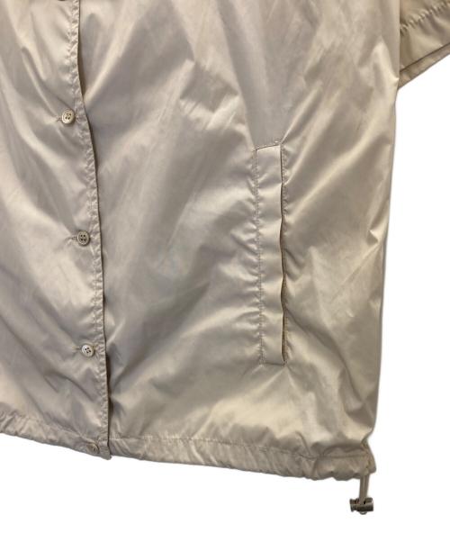 PRADA（プラダ）PRADA (プラダ) S/S NYLON SHIRTS JACKET アイボリー サイズ:40の古着・服飾アイテム