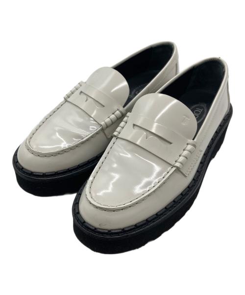 TOD'S（トッズ）TOD'S (トッズ) 厚底ローファー ホワイト サイズ:35の古着・服飾アイテム