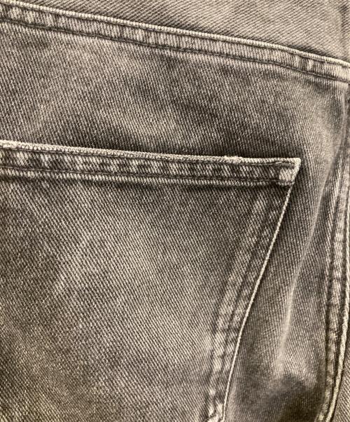 Carhartt WIP（カーハート ワーク イン プログレス）CARHARTT WIP (カーハート ワークインプログレス) デニムパンツ ブラック サイズ:28の古着・服飾アイテム