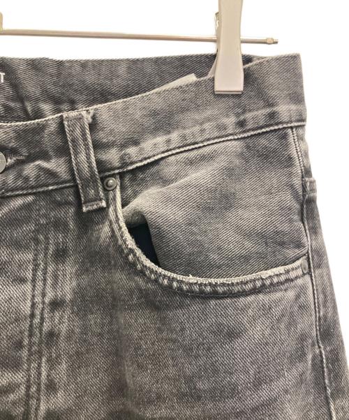 Carhartt WIP（カーハート ワーク イン プログレス）CARHARTT WIP (カーハート ワークインプログレス) デニムパンツ ブラック サイズ:28の古着・服飾アイテム