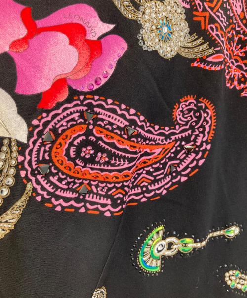 LEONARD（レオナール）LEONARD (レオナール) 総柄ビジューブラウス ブラック サイズ:Lの古着・服飾アイテム