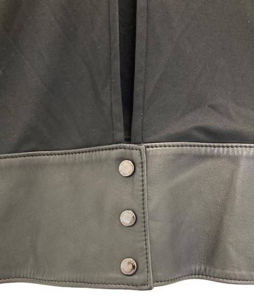 LEONARD（レオナール）LEONARD (レオナール) 襟・カフスラムレザー切替ブラウス ブラック サイズ:Lの古着・服飾アイテム