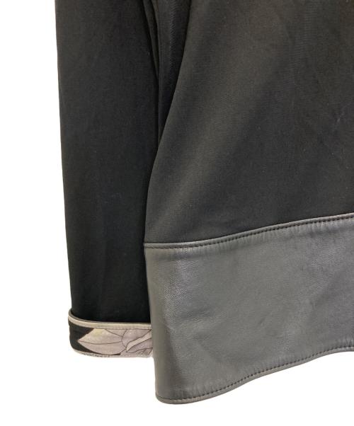 LEONARD（レオナール）LEONARD (レオナール) 襟・カフスラムレザー切替ブラウス ブラック サイズ:Lの古着・服飾アイテム