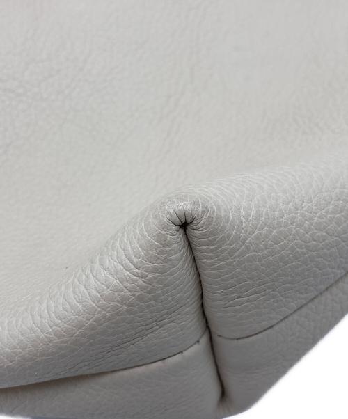 JAMIN PUECH（ジャマンピュエッシュ）JAMIN PUECH (ジャマンピュエッシュ) フラワーモチーフ刺繍レザーバッグ ベージュの古着・服飾アイテム