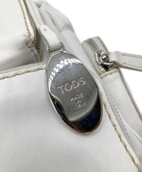 TOD'S（トッズ）TOD'S (トッズ) マルチポケットハンドバッグ ホワイトの古着・服飾アイテム