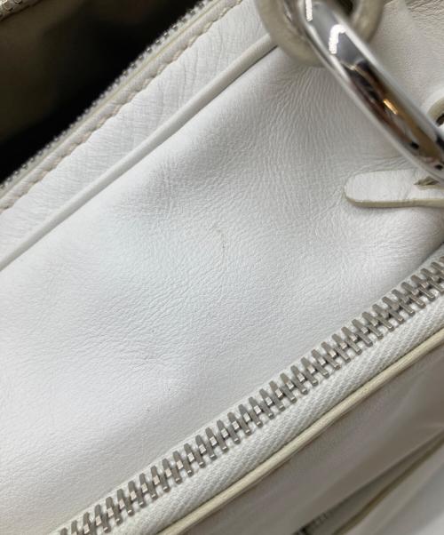 TOD'S（トッズ）TOD'S (トッズ) マルチポケットハンドバッグ ホワイトの古着・服飾アイテム