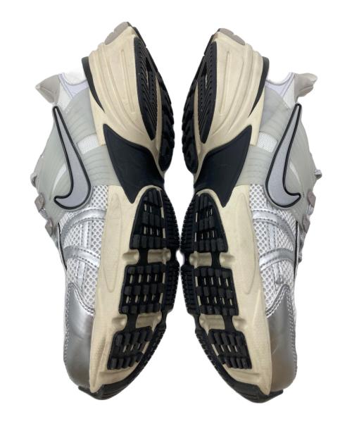 NIKE（ナイキ）NIKE (ナイキ) V2K RUN SUMMIT WHITE/METALLIC SILVE サイズ:28の古着・服飾アイテム