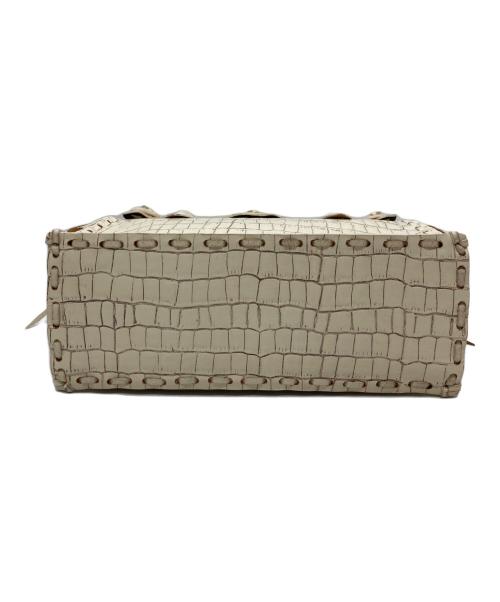 Carving Tribes（カービングトライブス）CARVING TRIBES (カービングトライブス) ハンドバッグ アイボリーの古着・服飾アイテム