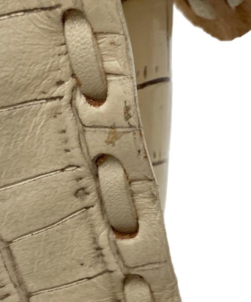 Carving Tribes（カービングトライブス）CARVING TRIBES (カービングトライブス) ハンドバッグ アイボリーの古着・服飾アイテム