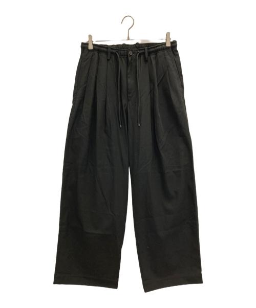 MARKAWARE（マーカウェア）MARKAWARE (マーカウェア) TRIPLE PLEATED EASY TROUSERS ブラック サイズ:2の古着・服飾アイテム