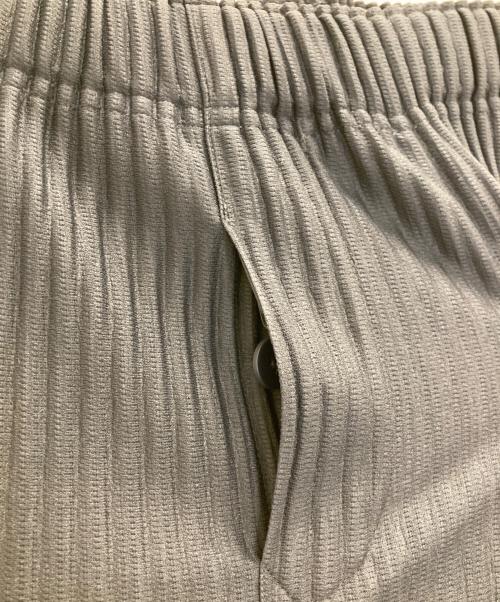 HOMME PLISSE ISSEY MIYAKE（オム プリッセ イッセイ ミヤケ）HOMME PLISSE ISSEY MIYAKE (オム プリッセ イッセイ ミヤケ) プリーツパンツ ネイビー サイズ:1の古着・服飾アイテム