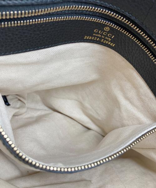 GUCCI（グッチ）GUCCI (グッチ) スウィング　ハンドバッグ ブラックの古着・服飾アイテム