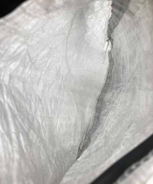 and wander（アンドワンダー）and wander (アンドワンダー) UL sacoche with Dyneema R グレーの古着・服飾アイテム