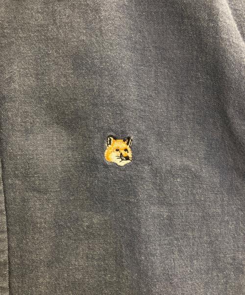 maison kitsune（メゾンキツネ）maison kitsune (メゾンキツネ) FOX HEAD EMBROIDERY CLASSIC SHIRT ネイビー サイズ:37の古着・服飾アイテム