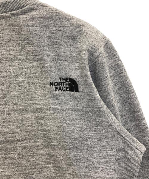 THE NORTH FACE（ザ ノース フェイス）THE NORTH FACE (ザ ノース フェイス) スクエアロゴクルー スウェット グレー サイズ:Mの古着・服飾アイテム