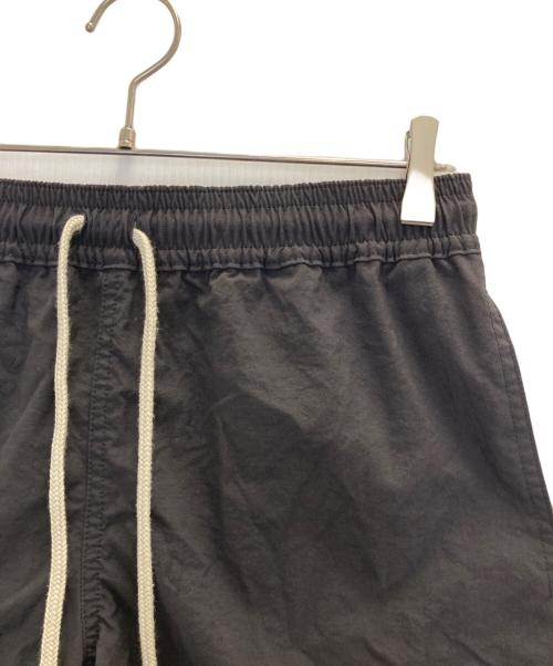 HOLLYWOOD RANCH MARKET（ハリウッドランチマーケッド）HOLLYWOOD RANCH MARKET (ハリウッドランチマーケッド) Hエンブロイダリー ボタニカルダイドナイロンショーツ ブラック サイズ:Mの古着・服飾アイテム