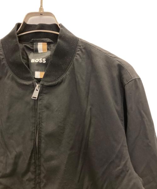 BOSS（ボス）BOSS (ボス) ブルゾン ブラック サイズ:44の古着・服飾アイテム