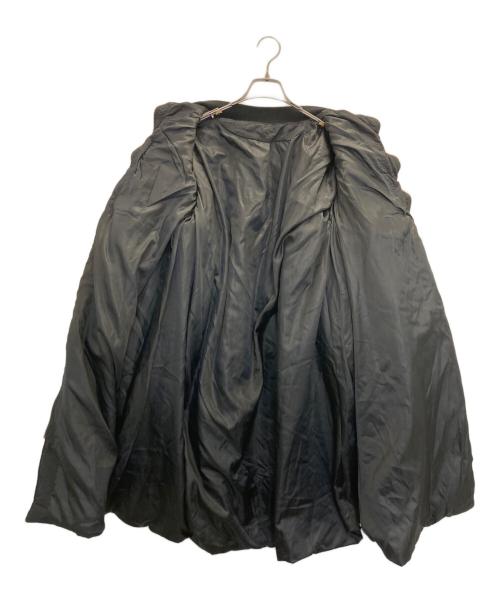 lanan（ラナン）lanan (ラナン) ボリュームスリーブキルティングワンピースブルゾン ブラック サイズ:FREEの古着・服飾アイテム