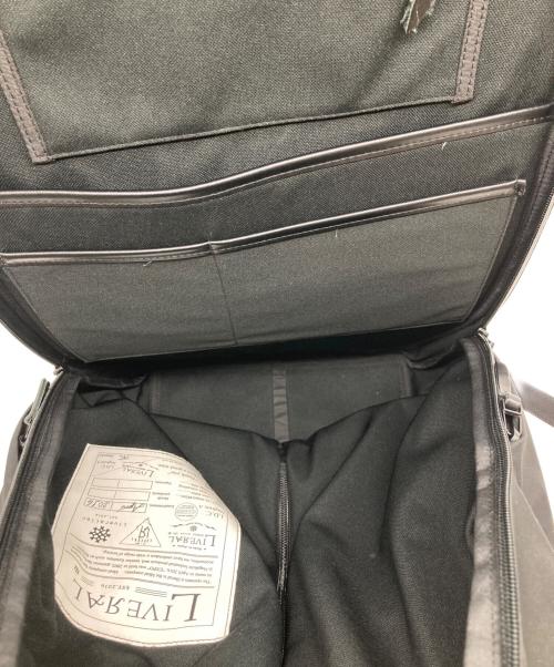 LIBERAL（リヴェラル）LIBERAL (リヴェラル) Egg Pack ブラックの古着・服飾アイテム