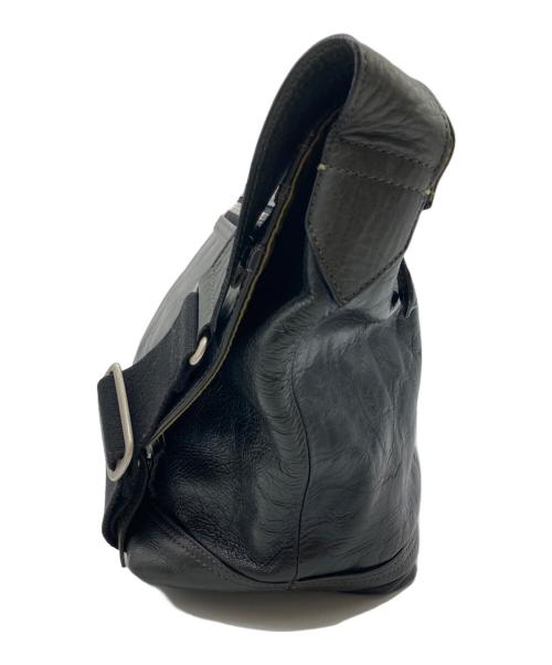 PAUL SMITH（ポールスミス）Paul Smith (ポールスミス) レザーメッセンジャーバッグ ブラックの古着・服飾アイテム