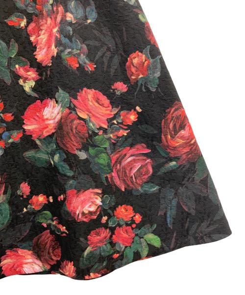 M'S GRACY（エムズグレイシー）M'S GRACY (エムズグレイシー) 花柄スカート ブラック サイズ:38の古着・服飾アイテム