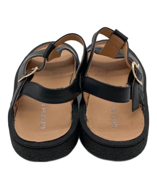 MOHI（モヒ）MOHI (モヒ) Tストラップ オープントゥ フラットシューズ ブラック サイズ:37の古着・服飾アイテム