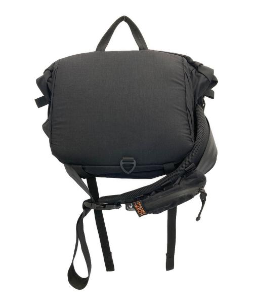 MYSTERY RANCH（ミステリーランチ）MYSTERY RANCH (ミステリーランチ) INVADERメッセンジャーバッグ ブラックの古着・服飾アイテム