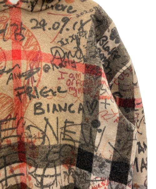 BURBERRY LONDON（バーバリーロンドン）BURBERRY LONDON (バーバリーロンドン) graffiti print checked hodie ブラウン サイズ:Ⅼの古着・服飾アイテム