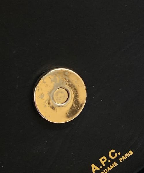 A.P.C.（アーペーセー）A.P.C. (アーペーセー) カーフレザーショルダーバッグ S ブラックの古着・服飾アイテム