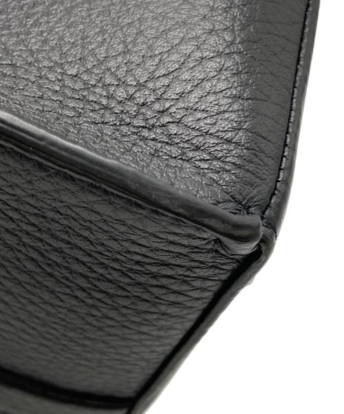 ACATE（アカーテ）ACATE (アカーテ) メスコラーテフラップトートバッグ ブラックの古着・服飾アイテム