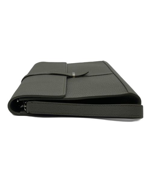 ACATE（アカーテ）ACATE (アカーテ) ブレバ２クラッチバッグ グリーンの古着・服飾アイテム