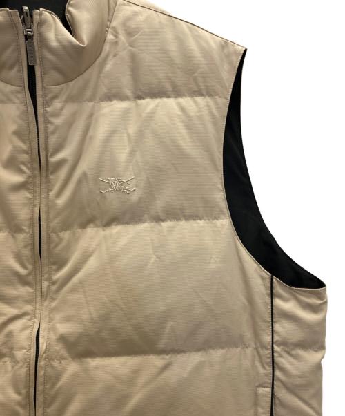 BURBERRY GOLF（バーバリーゴルフ）BURBERRY GOLF (バーバリーゴルフ) リバーシブルダウンベスト ブラック サイズ:XLの古着・服飾アイテム
