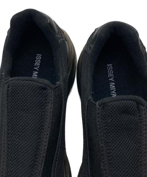 ISSEY MIYAKE（イッセイミヤケ）ISSEY MIYAKE (イッセイミヤケ) ニットシューズ ブラック サイズ:Sの古着・服飾アイテム