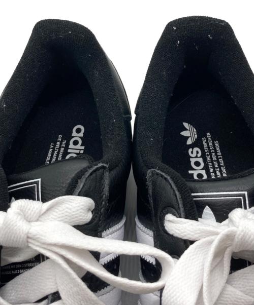 adidas（アディダス）adidas (アディダス) ローカットスニーカー ブラック サイズ:25.5cmの古着・服飾アイテム