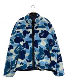 A BATHING APE（ア ベイシング エイプ）の古着「ABC Camo Boa Reversible Jacket」｜ブルー
