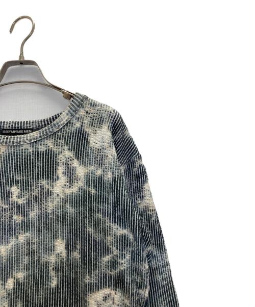 ISSEY MIYAKE MEN（イッセイミヤケメン）ISSEY MIYAKE MEN (イッセイミヤケメン) プリーツ総柄カットソー グレー サイズ:1の古着・服飾アイテム