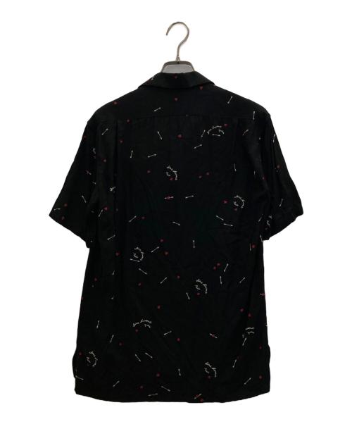 Saint Laurent Paris（サンローランパリ）Saint Laurent Paris (サンローランパリ) キューピッド プリント 総柄 半袖シャツ ブラック サイズ:37の古着・服飾アイテム